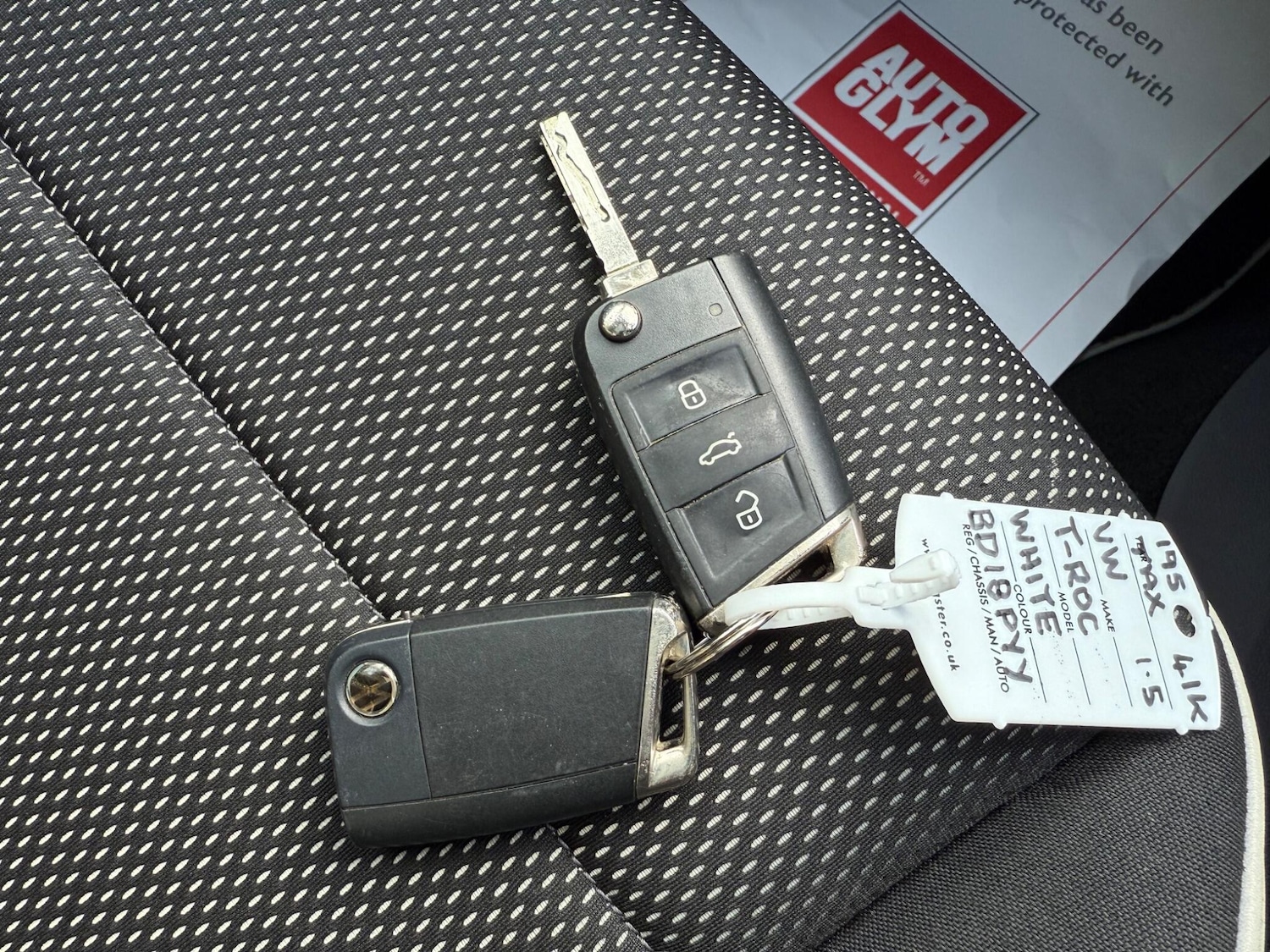 Used Volkswagen T-Roc 2018 for sale - 76992861: Photo 19