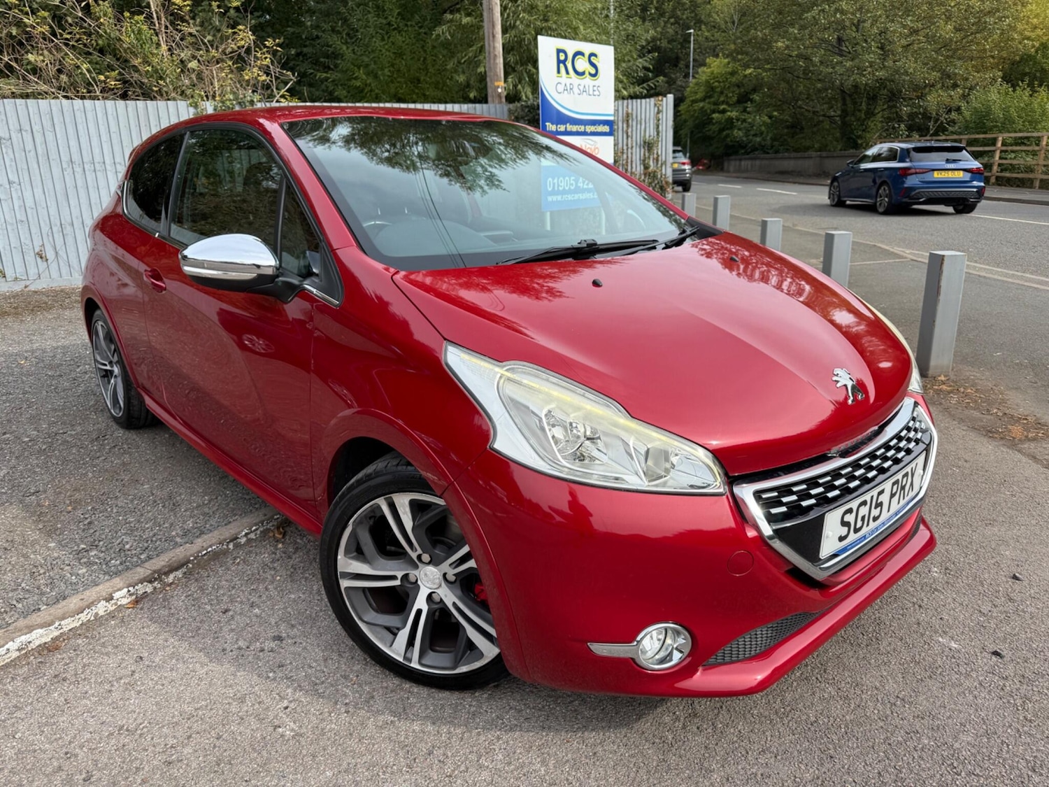 Used Peugeot 208 2015 for sale - 76032548: Photo 1