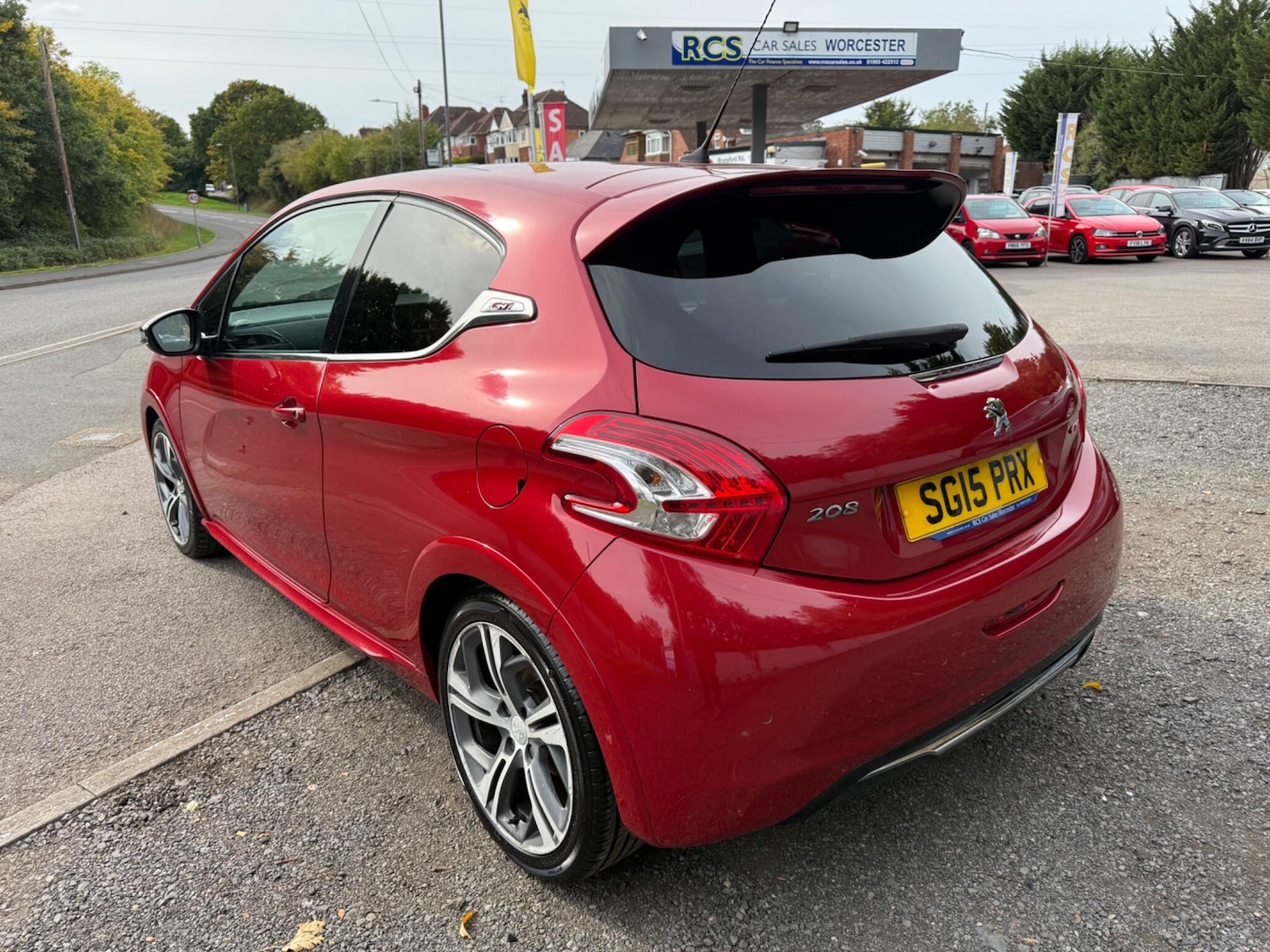 Used Peugeot 208 2015 for sale - 76032548: Photo 6