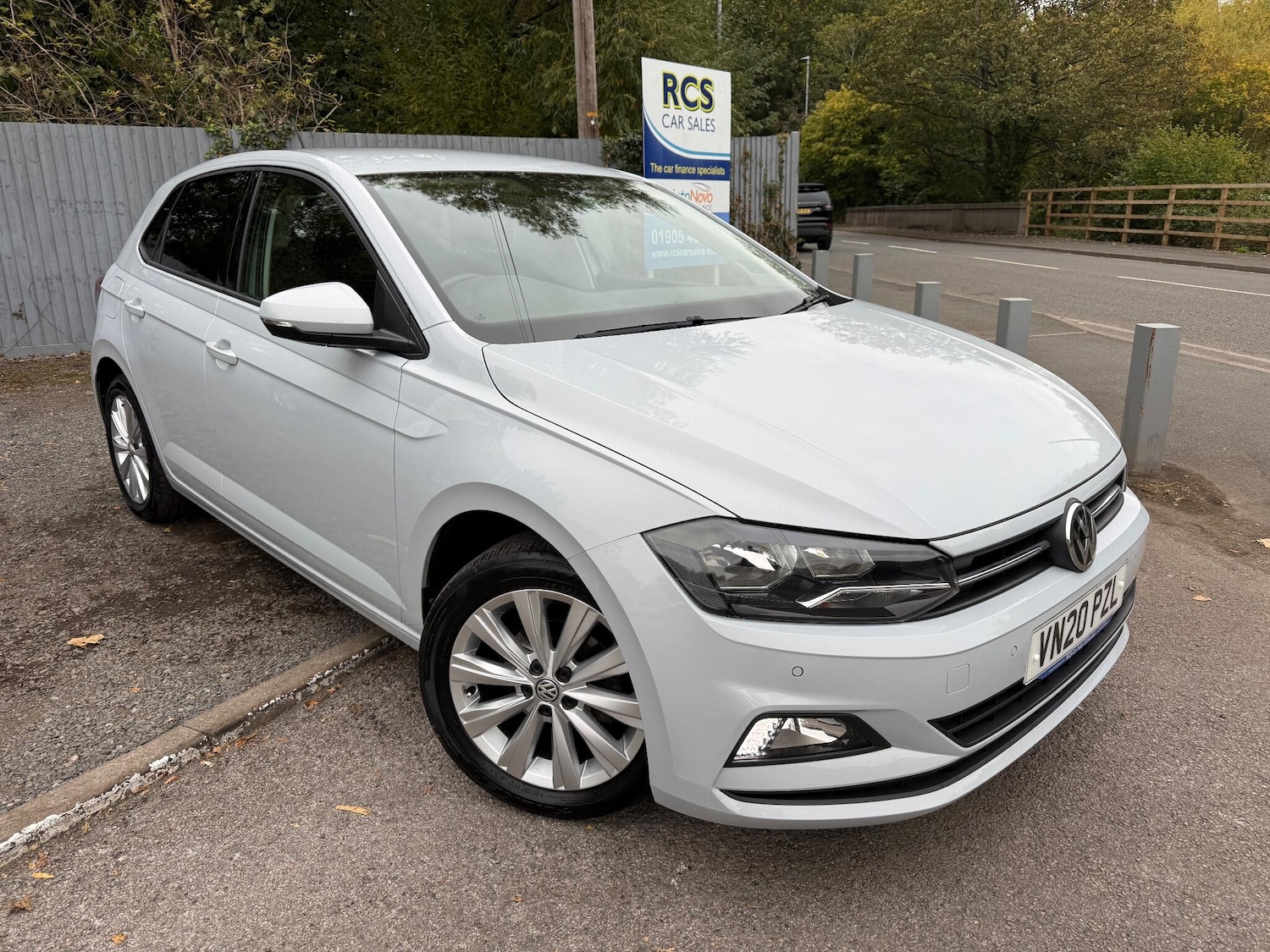 Used Volkswagen Polo 2020 for sale - 76269869: Photo 1