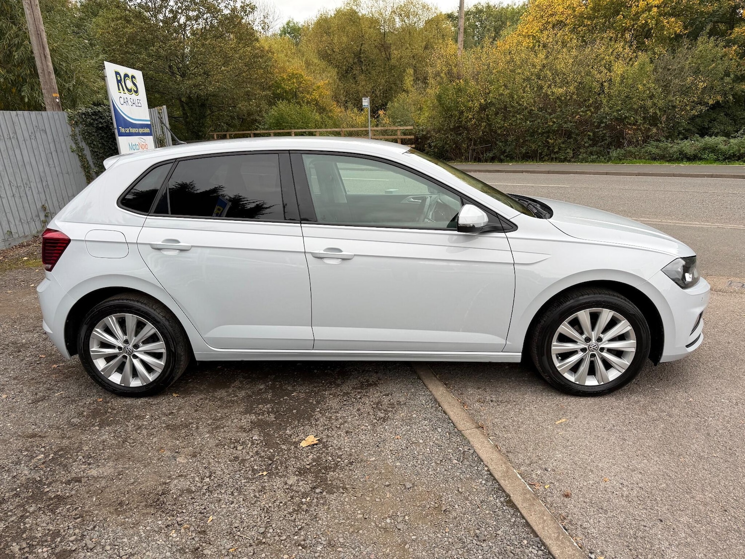 Used Volkswagen Polo 2020 for sale - 76269869: Photo 3