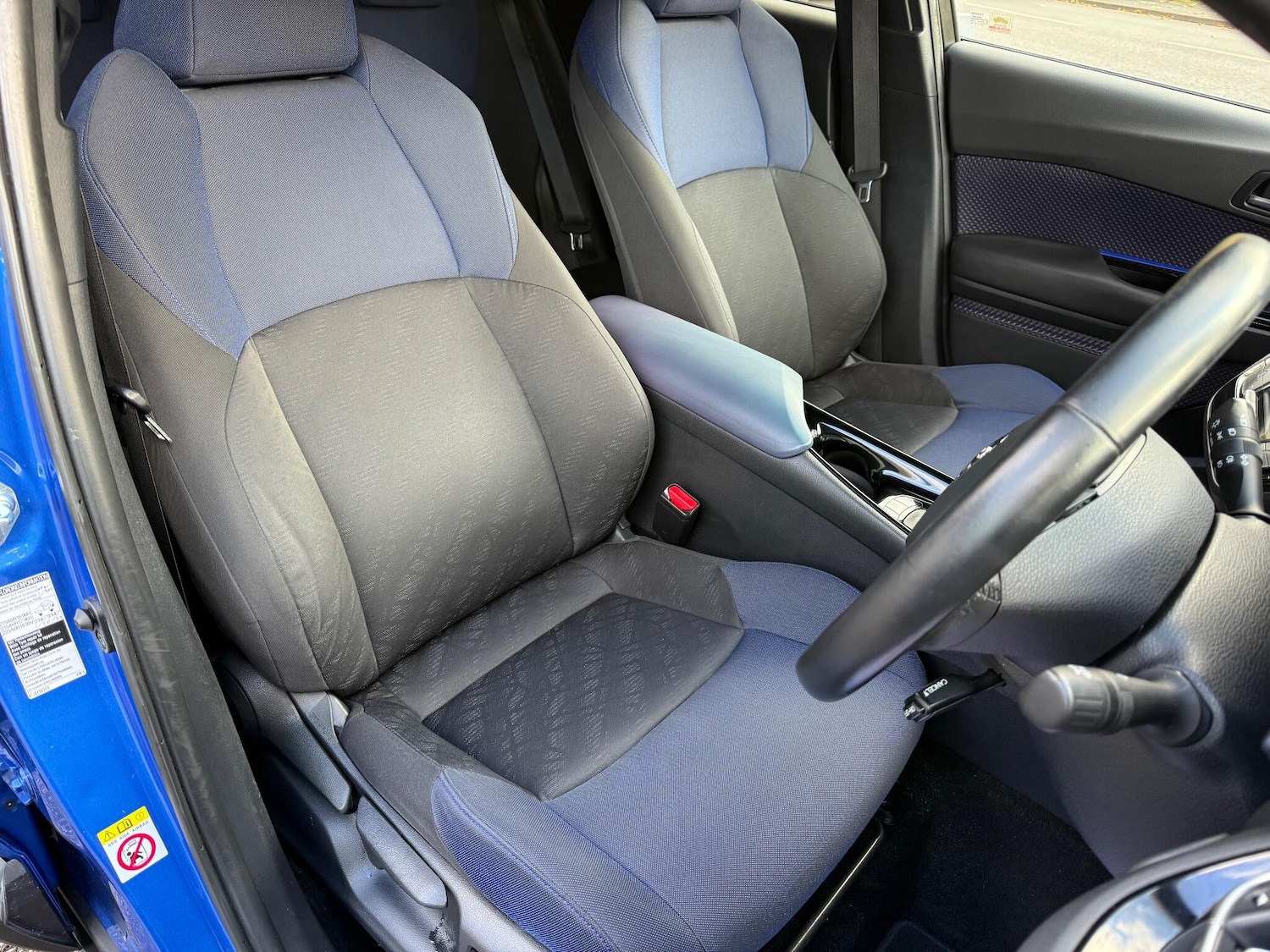 Used Toyota C-HR for sale - 76990239: Photo 15