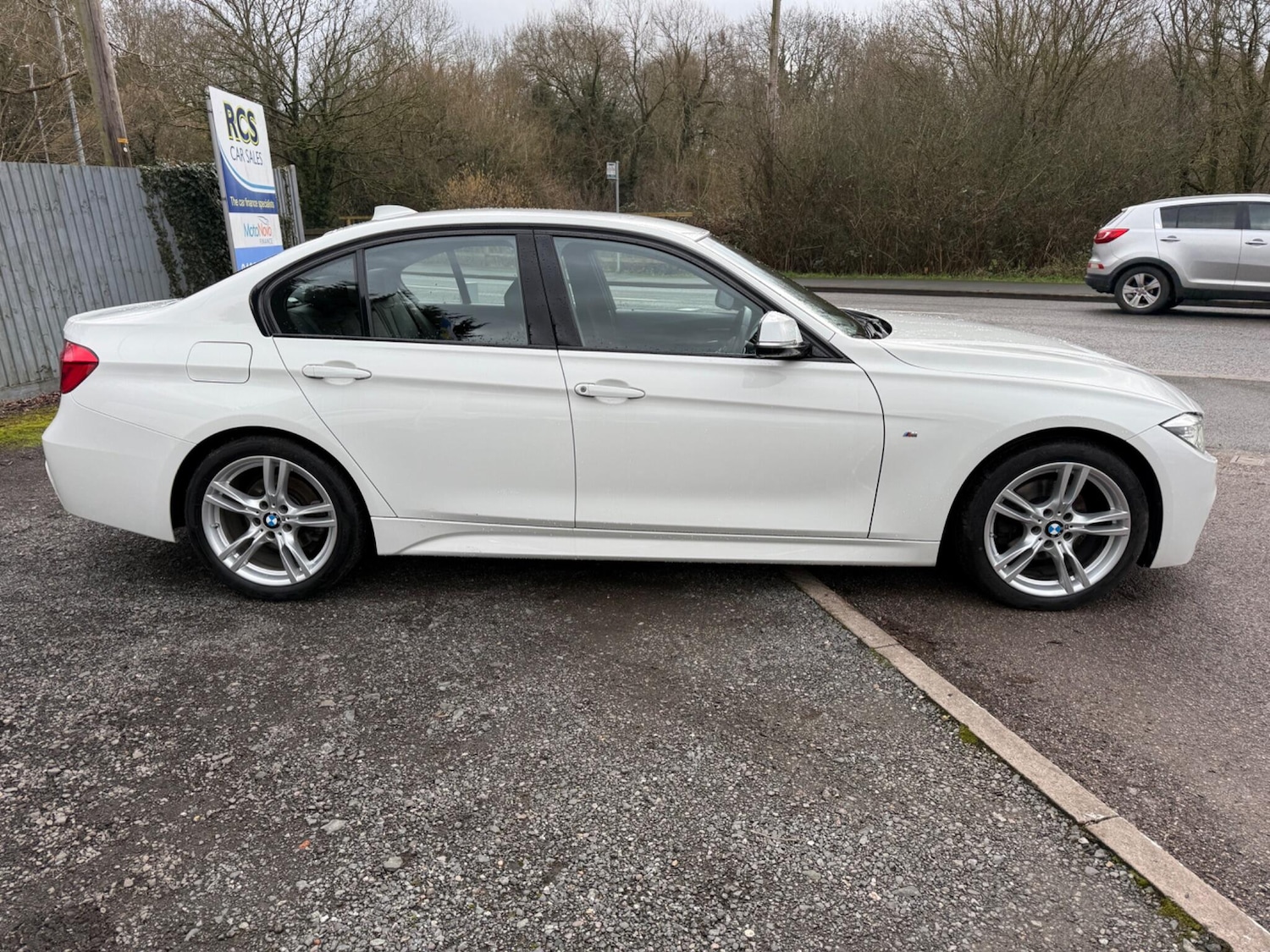 Used BMW 3 Series 2017 for sale - 77440499: Photo 2