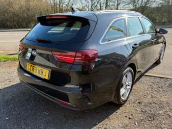 Used Kia Ceed 2019 for sale - 74070292: Photo