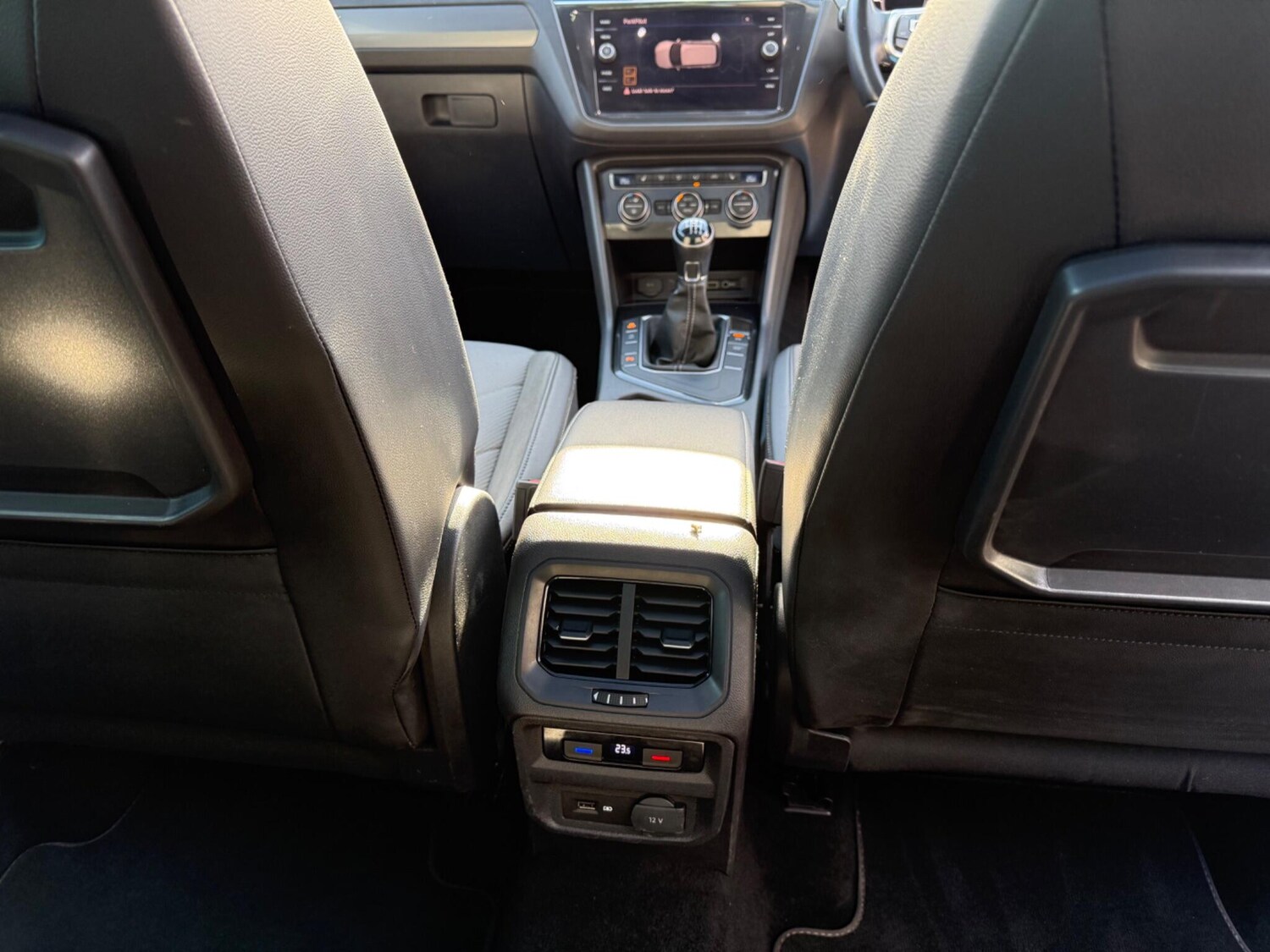 Used Volkswagen Tiguan 2018 for sale - 77598866: Photo 14