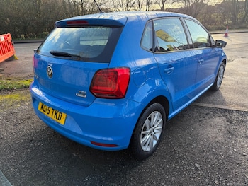 Used Volkswagen Polo 2015 for sale - 77191133: Photo