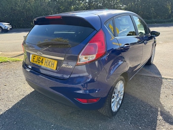 Used Ford Fiesta 2015 for sale - 76137354: Photo 4