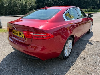 Used Jaguar XE 2015 for sale - 78649099: Photo