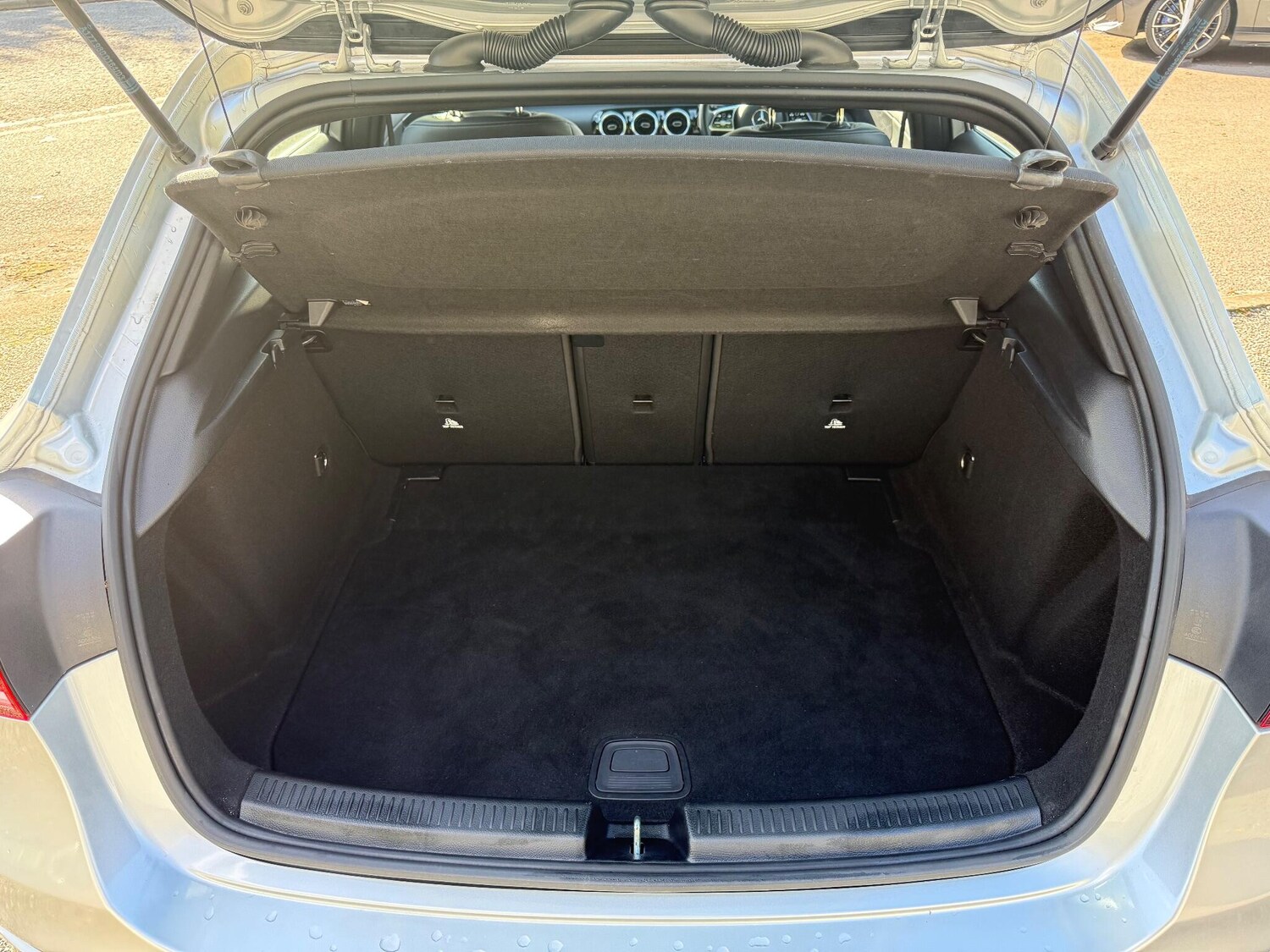 Used Mercedes-Benz A-Class 2019 for sale - 76307208: Photo 10