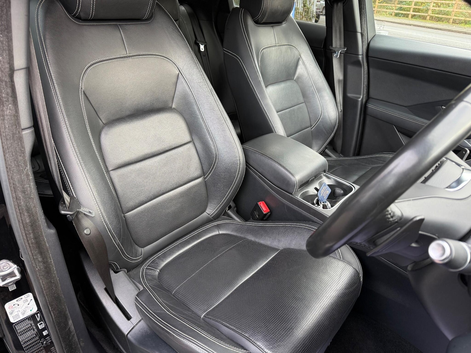 Used Jaguar E-Pace 2019 for sale - 76550448: Photo 16