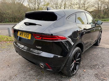 Used Jaguar E-Pace 2019 for sale - 76550448: Photo