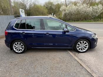 Used Volkswagen Golf SV 2017 for sale - 78007098: Photo