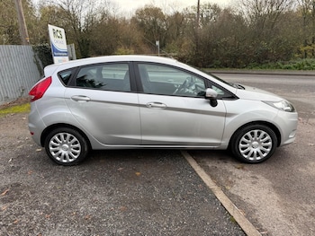 Used Ford Fiesta 2012 for sale - 76646240: Photo