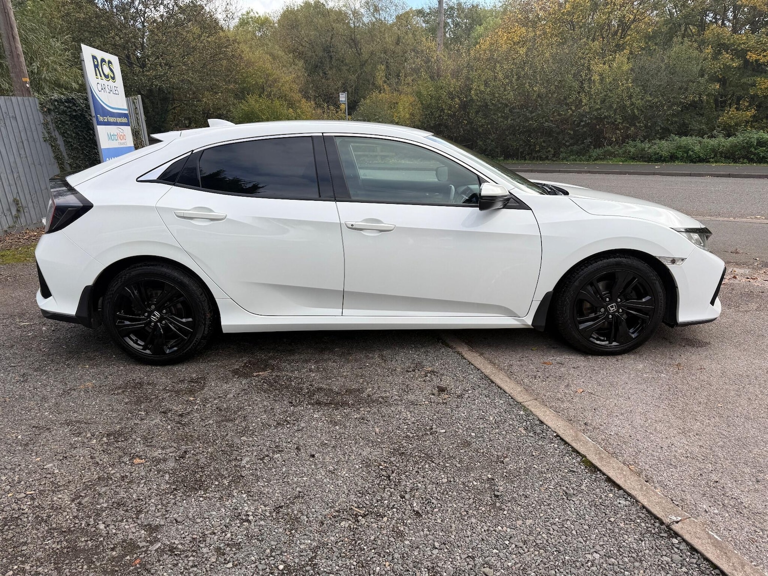 Used Honda Civic 2018 for sale - 76121278: Photo 3