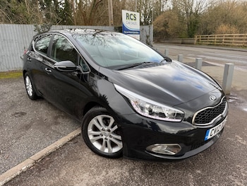 2012 (12) - 1.6 CRDi EcoDynamics 2 Euro 5 (s/s) 5dr