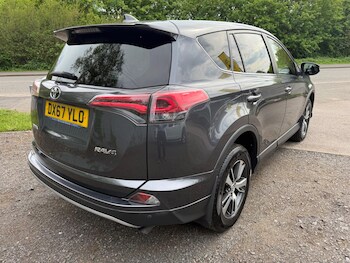 Used Toyota RAV4 2017 for sale - 78361802: Photo