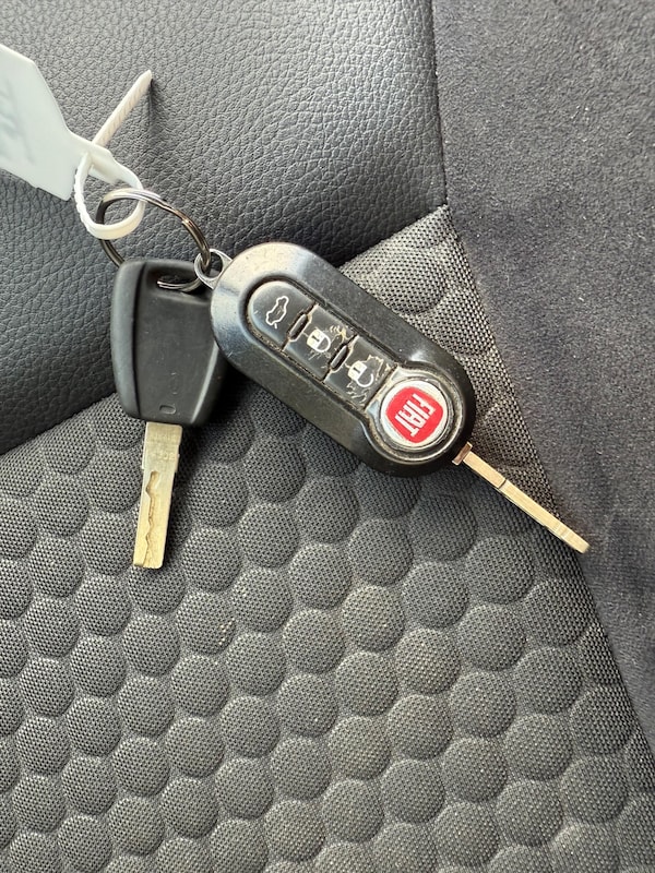 Used Fiat 500C 2014 for sale - 76167145: Photo 16