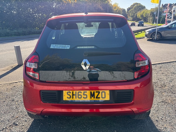 Used Renault Twingo 2015 for sale - 76085234: Photo 5