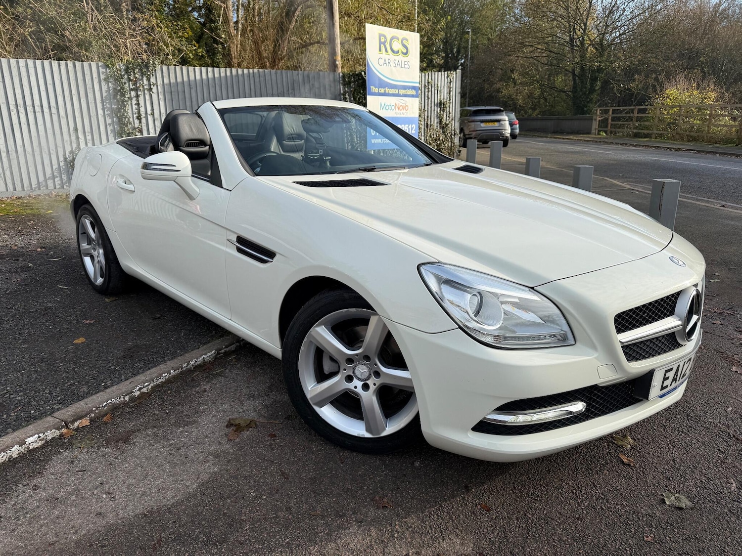 Used Mercedes-Benz SLK 2012 for sale - 76658885: Photo 1