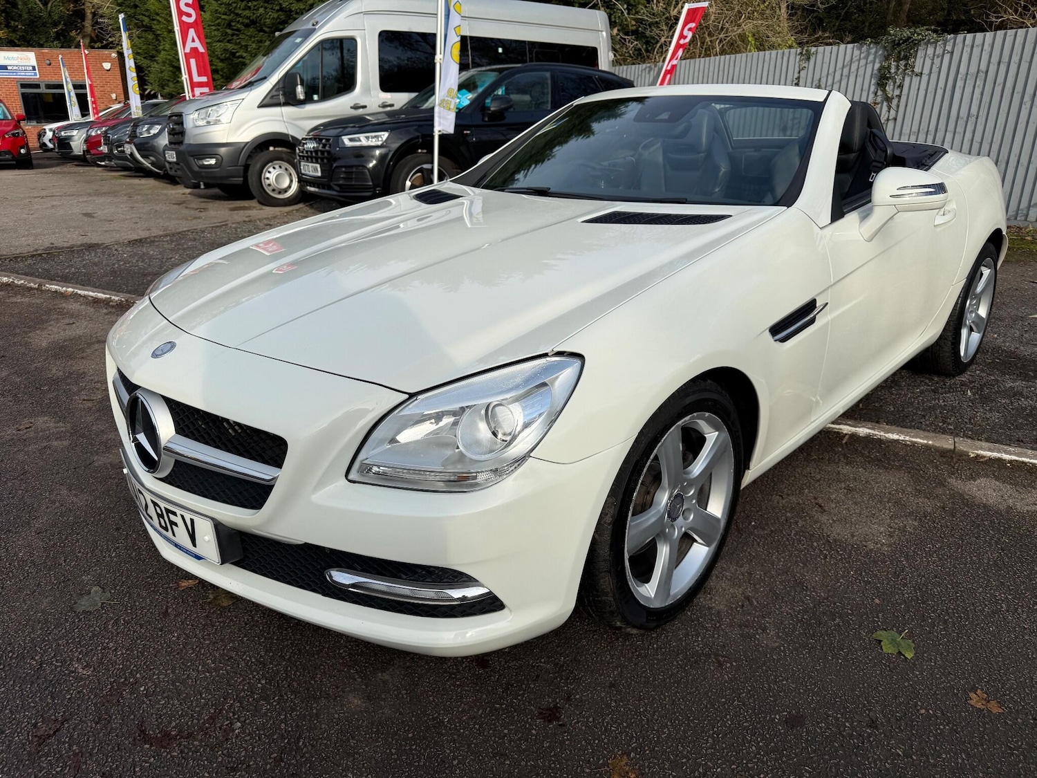 Used Mercedes-Benz SLK 2012 for sale - 76658885: Photo 8