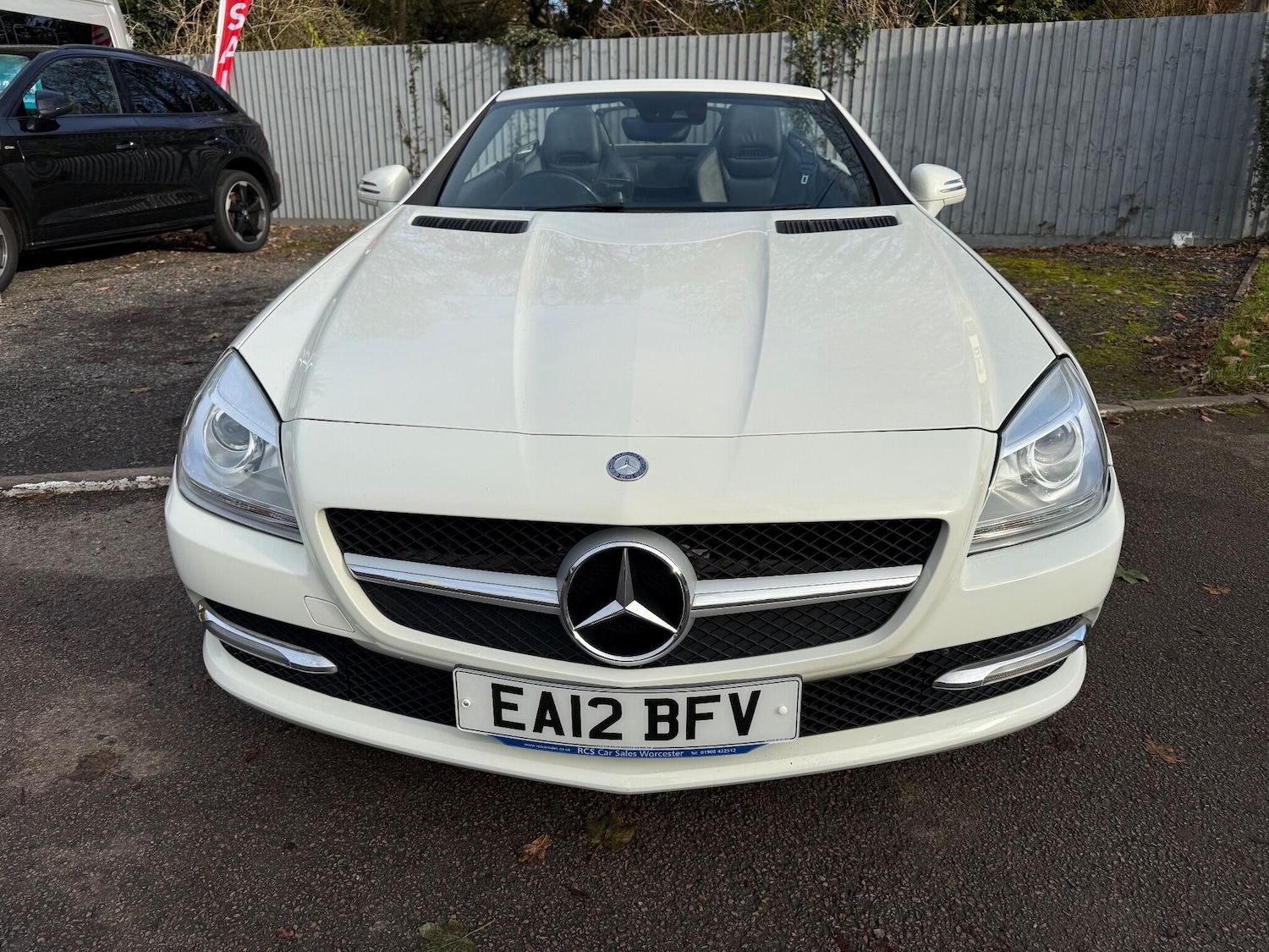 Used Mercedes-Benz SLK 2012 for sale - 76658885: Photo 9