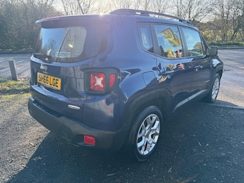 Used Jeep Renegade 2016 for sale - 76728149: Photo