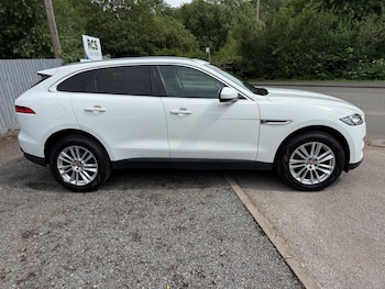 Used Jaguar F-Pace 2017 for sale - 78891857: Photo