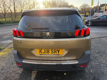 Used Peugeot 5008 2018 for sale - 76898841: Photo