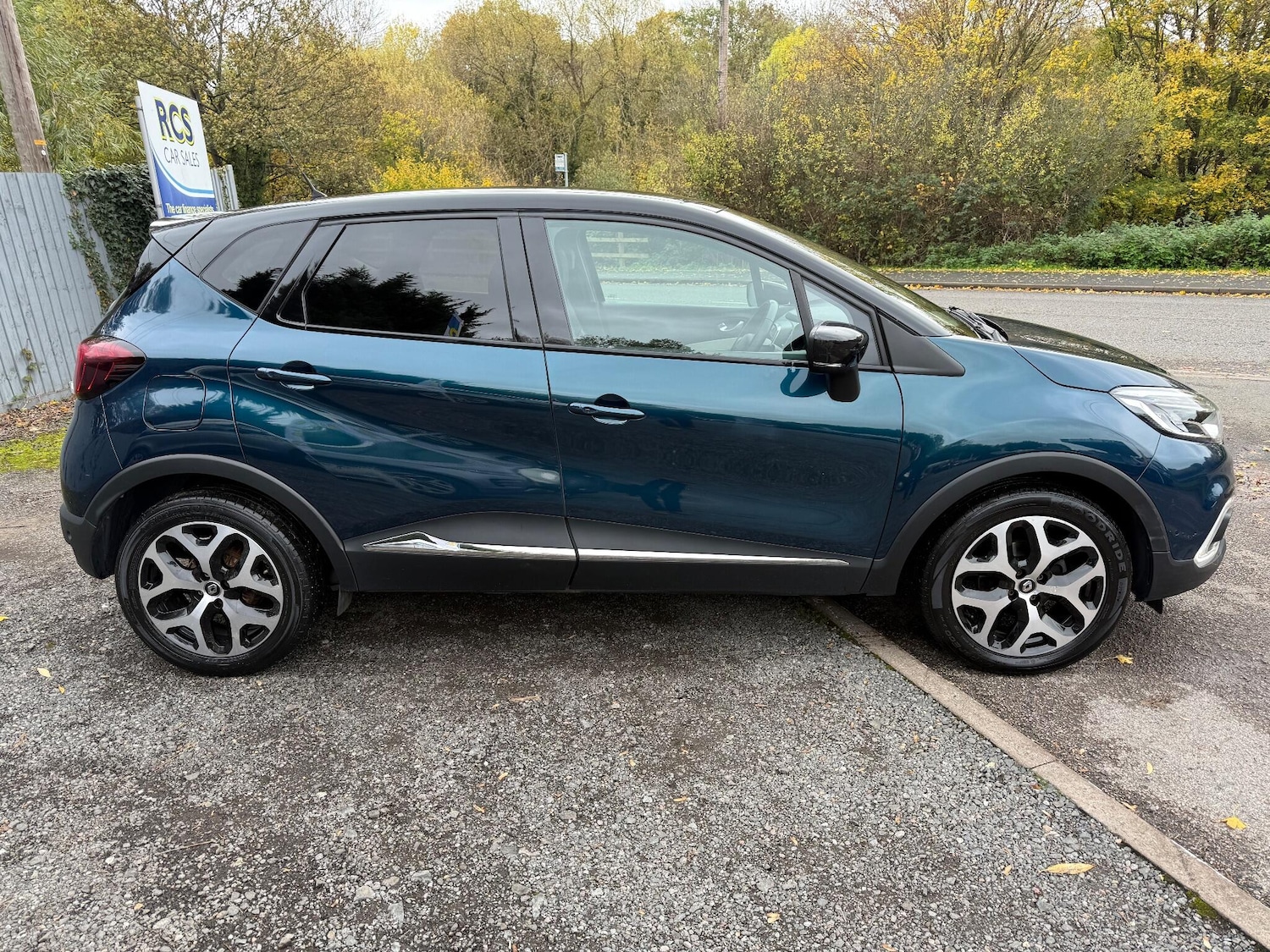 Used Renault Captur 2019 for sale - 76991554: Photo 3