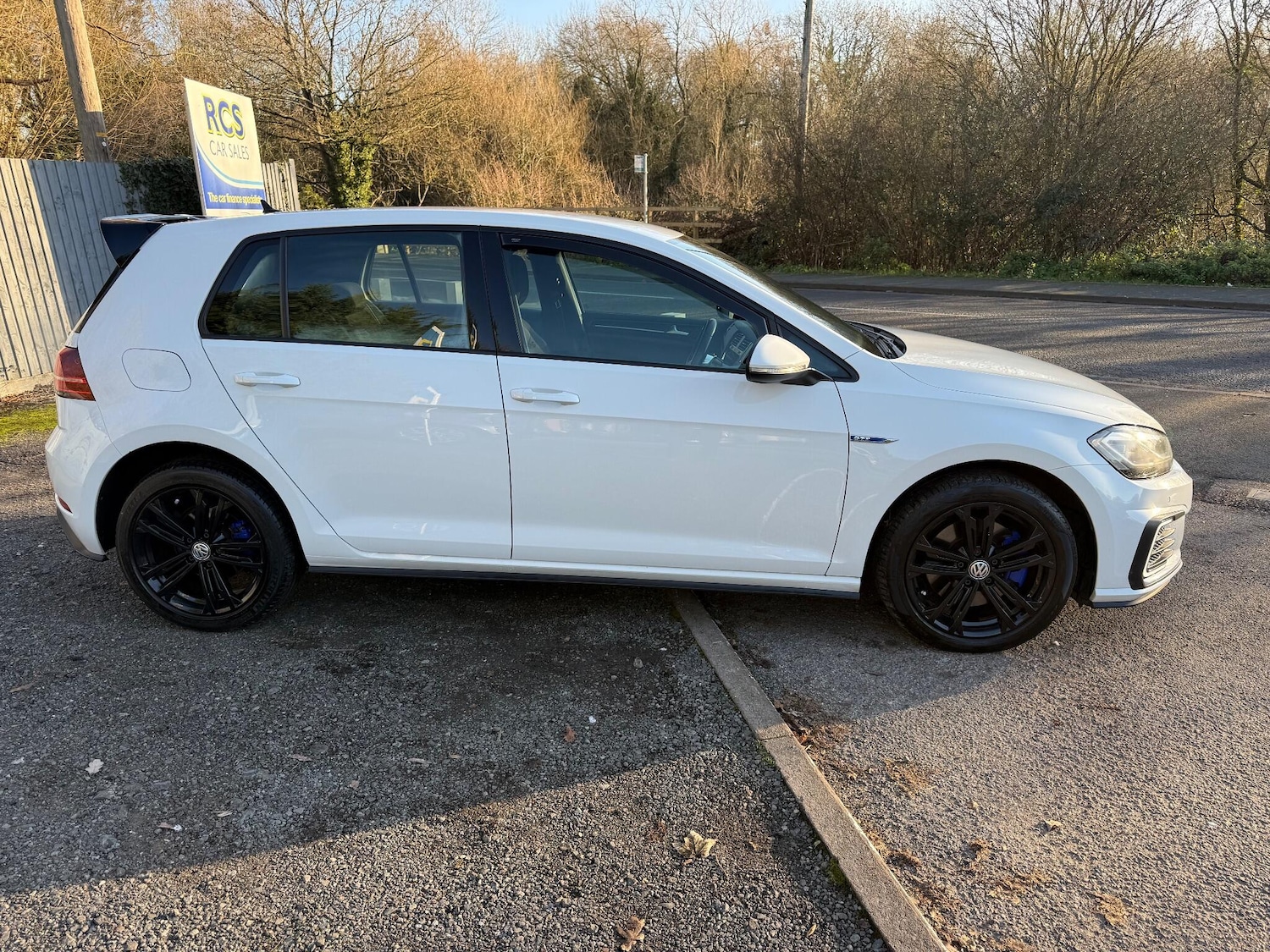 Used Volkswagen Golf 2017 for sale - 77081340: Photo 3