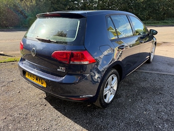 Used Volkswagen Golf 2015 for sale - 75695984: Photo