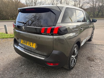 Used Peugeot 5008 2018 for sale - 77598452: Photo