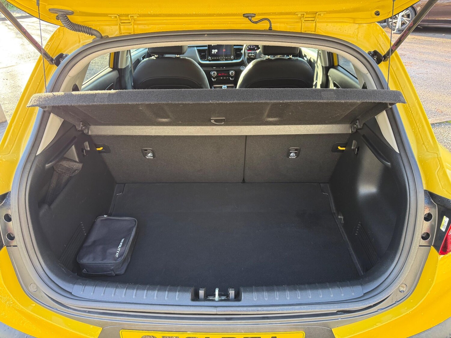 Used Kia Stonic 2021 for sale - 76714139: Photo 10