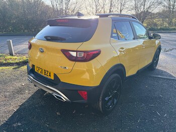 Used Kia Stonic 2021 for sale - 76714139: Photo