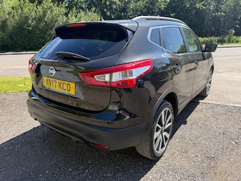 Used Nissan Qashqai 2017 for sale - 78585862: Photo