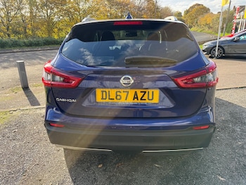 Used Nissan Qashqai 2017 for sale - 76457787: Photo