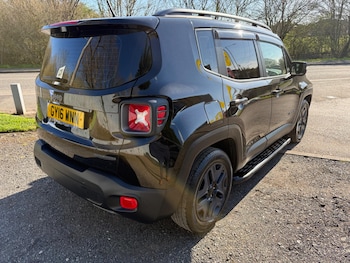 Used Jeep Renegade 2016 for sale - 77808372: Photo