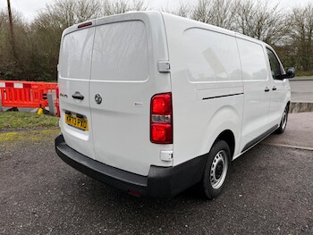 Used Vauxhall Vivaro 2023 for sale - 77229322: Photo