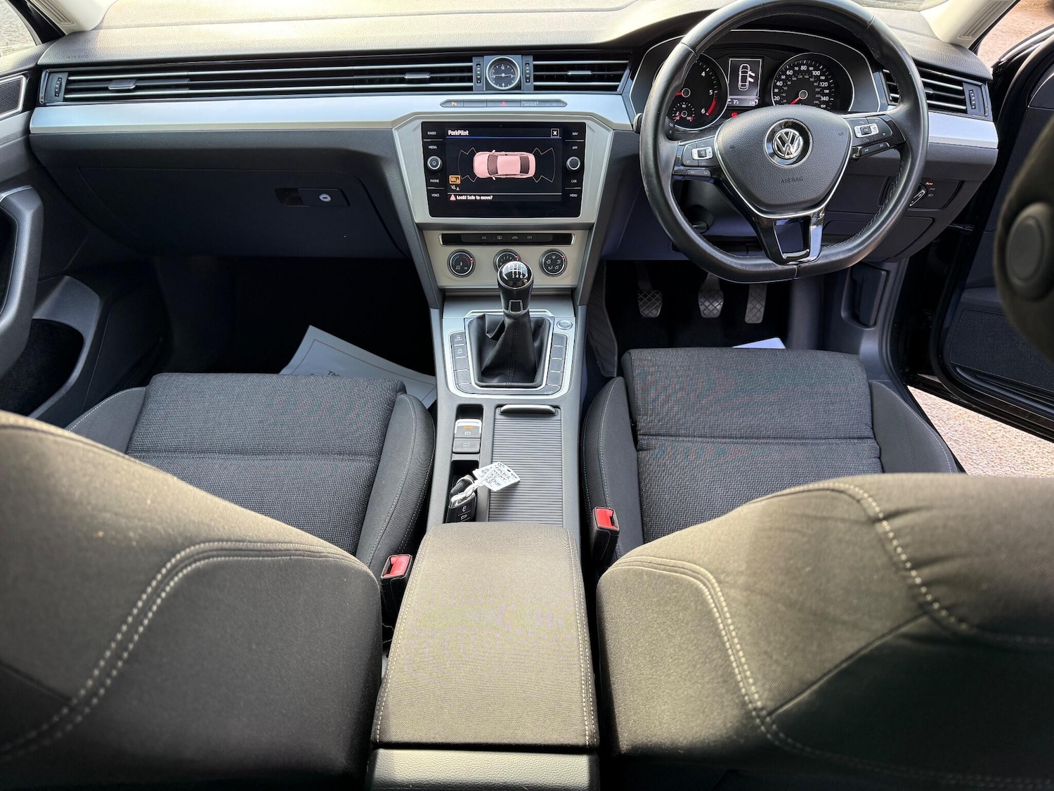 Used Volkswagen Passat for sale - 76349493: Photo 11