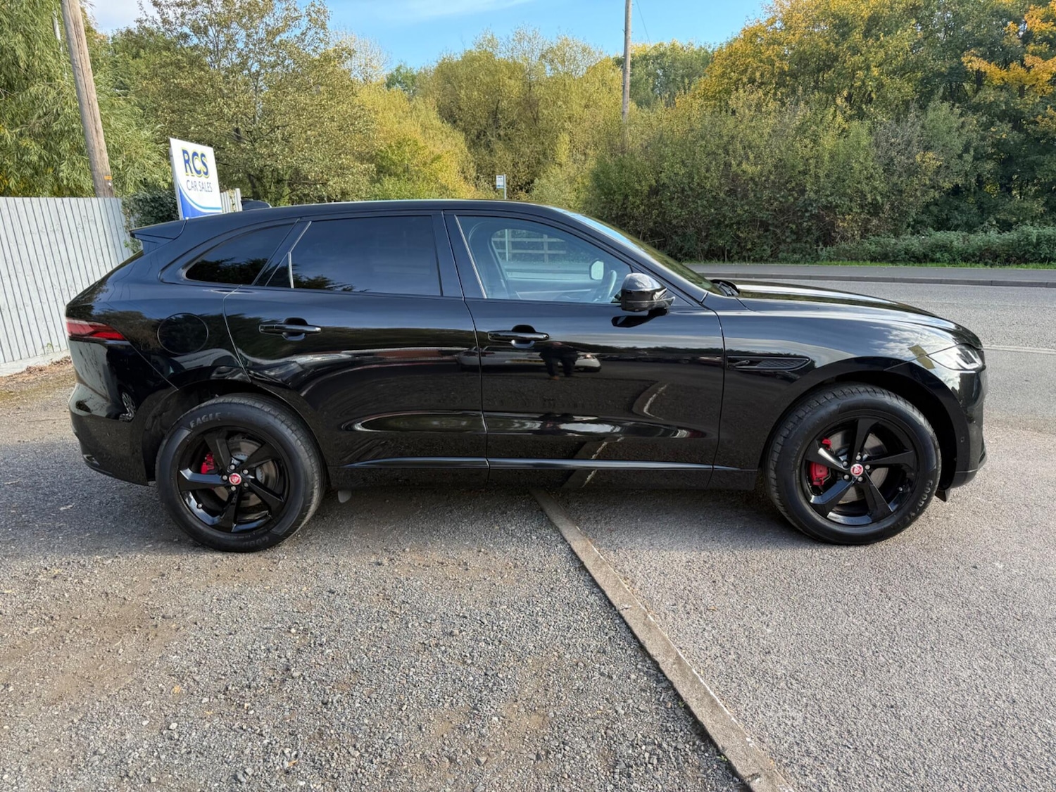 Used Jaguar F-Pace 2021 for sale - 76214809: Photo 2