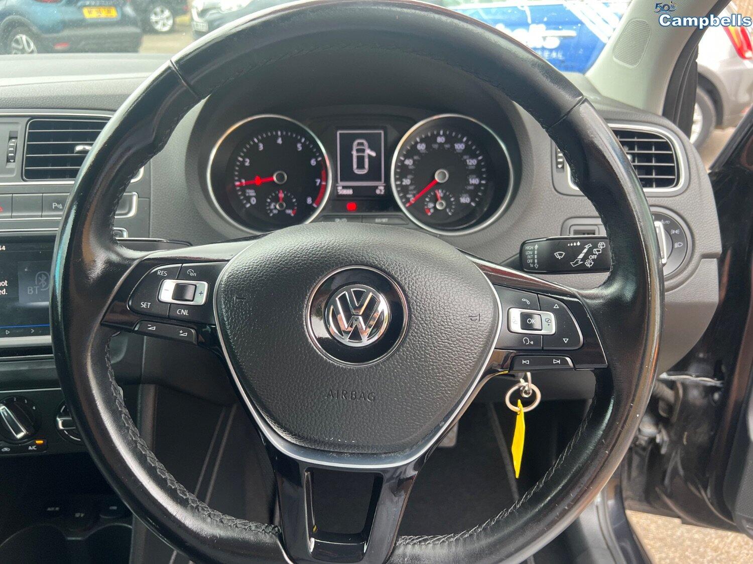 Used Volkswagen Polo 2017 for sale - 76793434: Photo 6