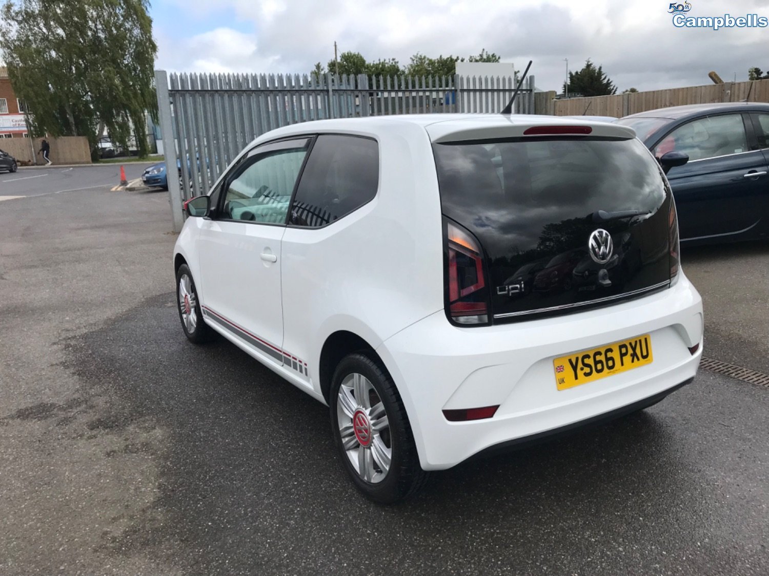 Used Volkswagen up! 2016 for sale - 76891773: Photo 4