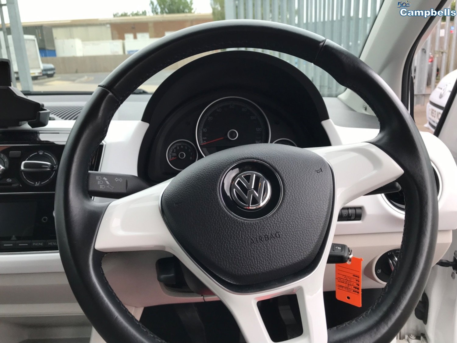 Used Volkswagen up! 2016 for sale - 76891773: Photo 6