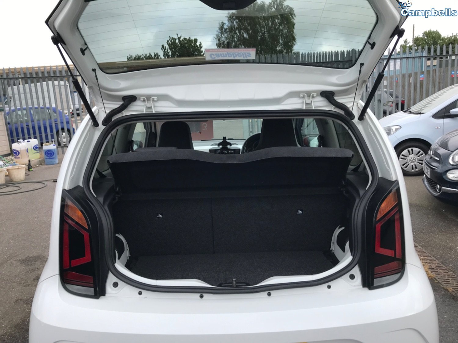 Used Volkswagen up! 2016 for sale - 76891773: Photo 9