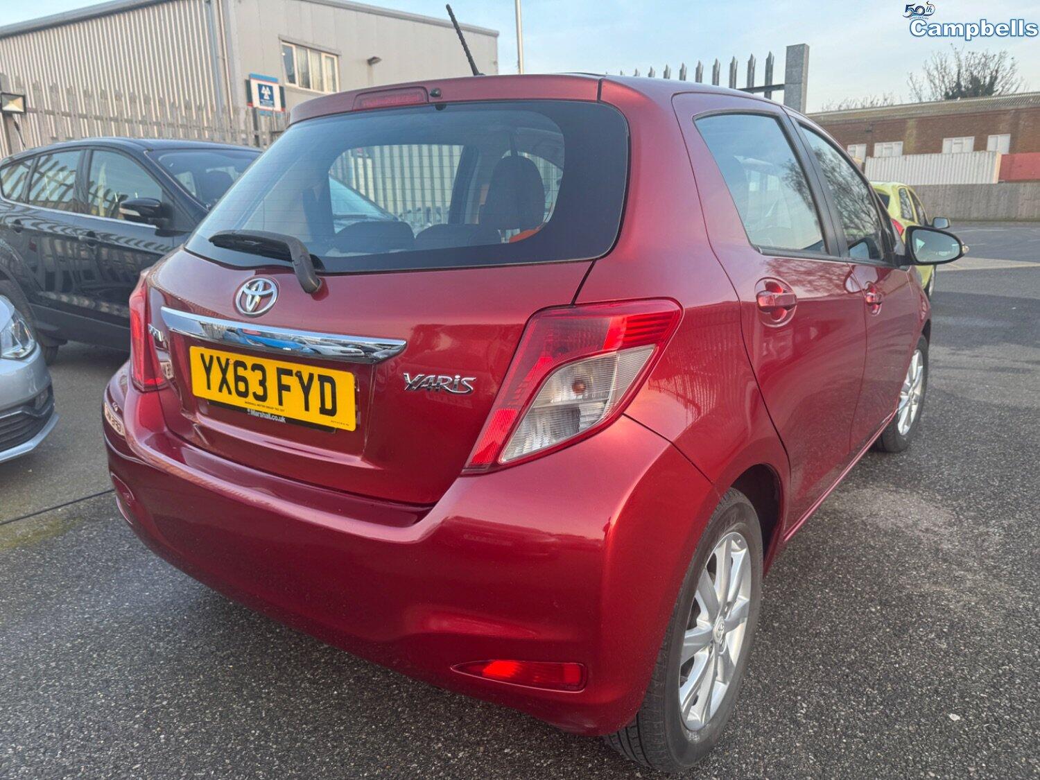 Used Toyota Yaris 2013 for sale - 76793438: Photo 3