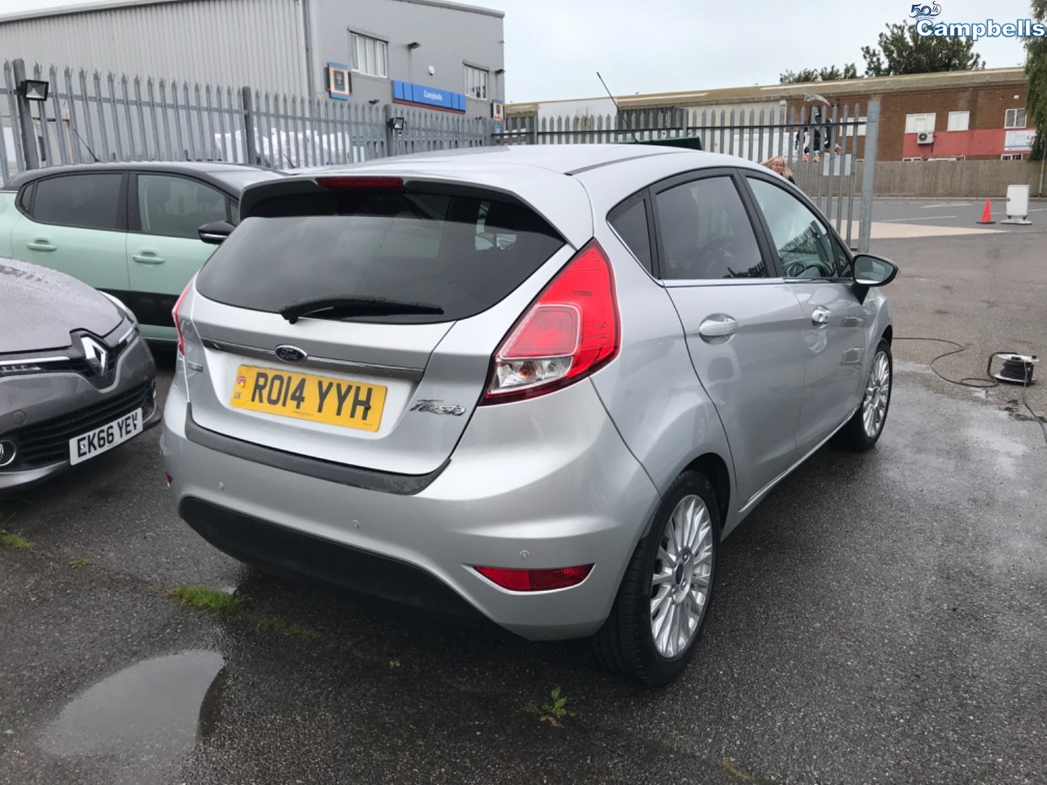 Used Ford Fiesta 2014 for sale - 76712728: Photo 3