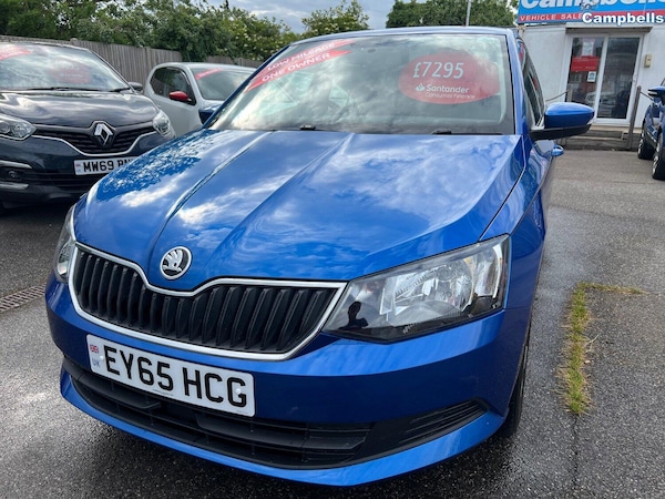 Used Skoda Fabia 2015 for sale - 74530616: Photo 2