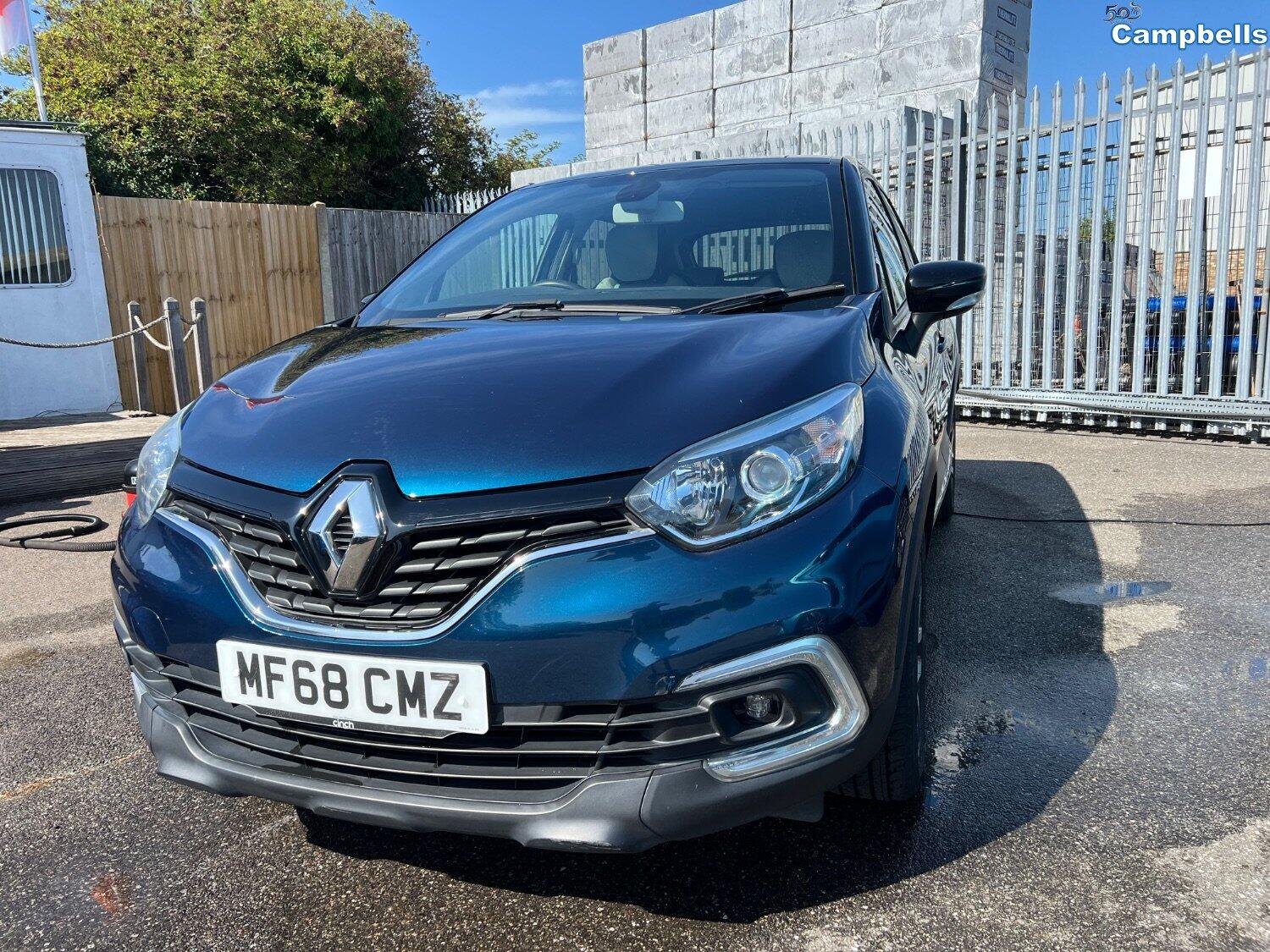 Used Renault Captur 2018 for sale - 76369339: Photo 2