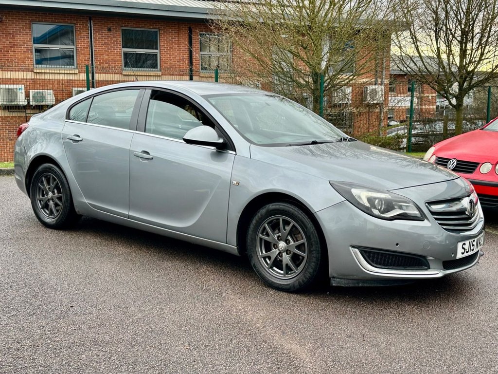 Used Vauxhall Insignia 2015 for sale - 77059598: Photo 2