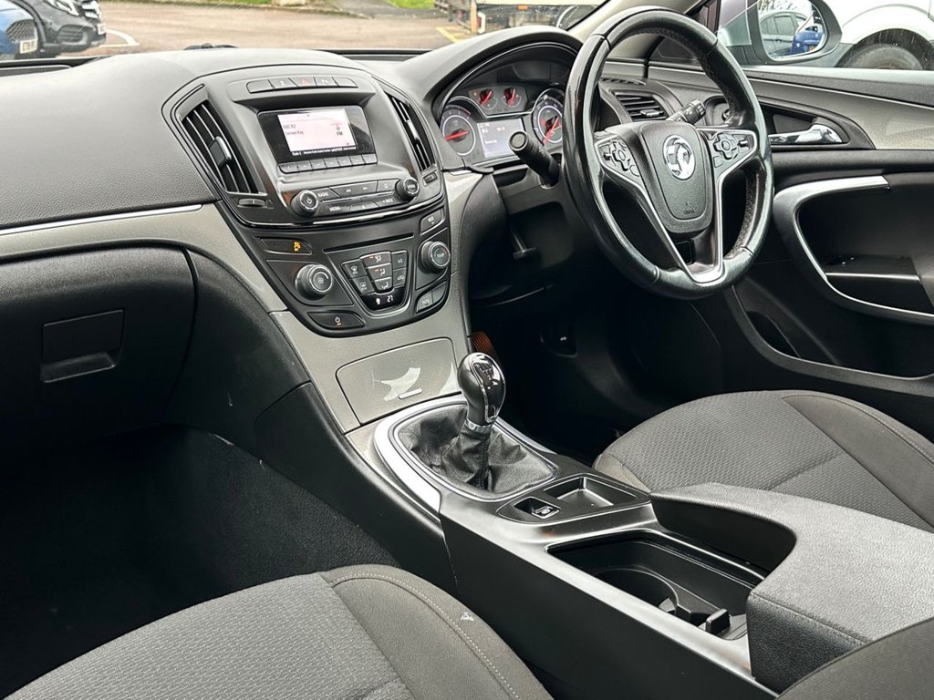 Used Vauxhall Insignia 2015 for sale - 77059598: Photo 9